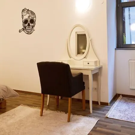 210 M2 Loft Mit Terasse 2b 3r Kreuzberg *