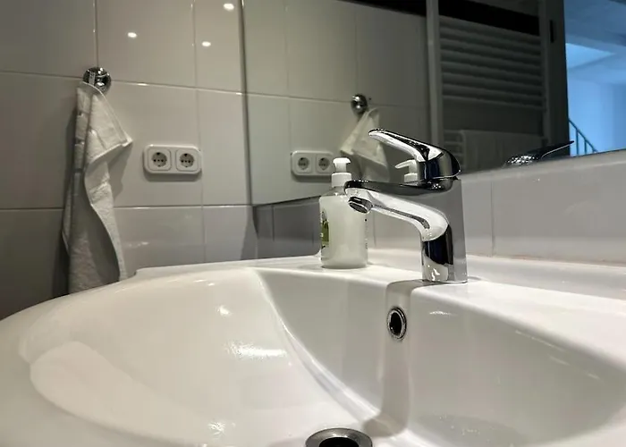 Apartment 210 M2 Loft Mit Terasse 2b 3r Kreuzberg *